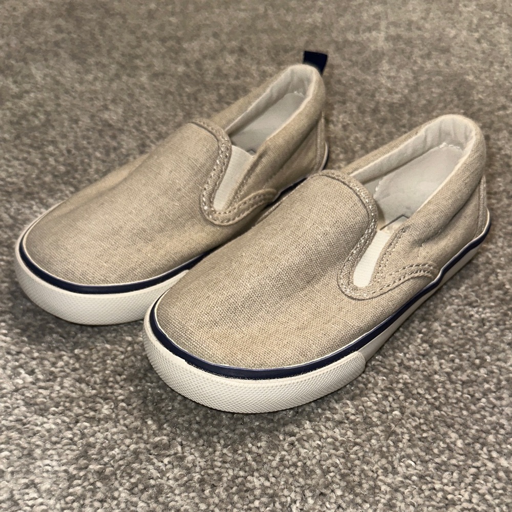 GAP Kids Slip-On Canvas Shoes in Beige